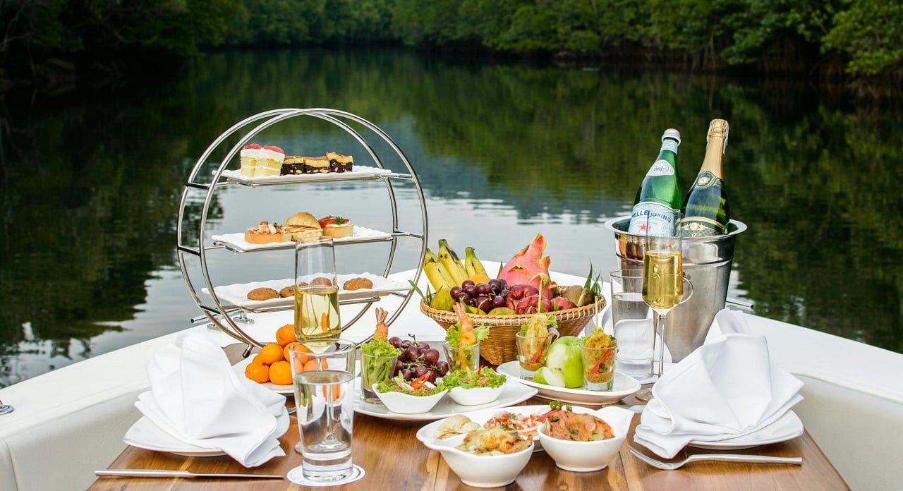 Dinner Date Cruise date night ideas